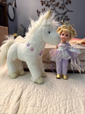  Madame Alexander Purple Butterfly Queen 25670 1999 NWOB and Douglas unicorn
