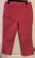 Chico s Perfect Stretch Girlfriend Pink Jean Capri Size 1 US 8