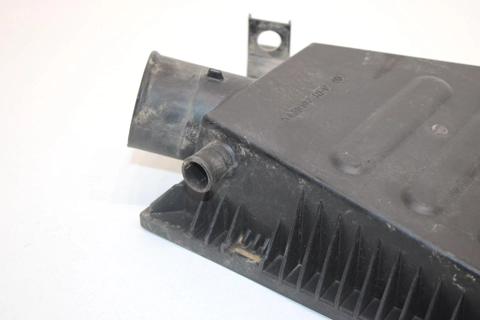 2015 Polaris Ranger Crew 900 Oem Airbox Lid Cover 1240625 XP2 - Image 3 of 4