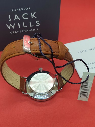 Reloj para hombre Jack Wills cromado con pantalla de fecha 3atm, correa marrón bronceado nuevo en caja. - Imagen 5 de 8
