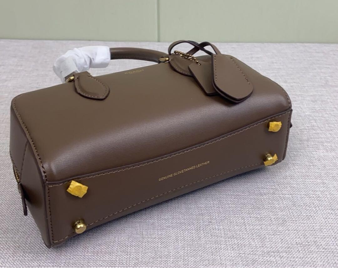 COACH Bowery Satchel 22 Shoulder Bag Dark Stone CY917 Outlet COACH Bowery Satchel 22 Shoulder Bag Dark Stone CY917 Outlet