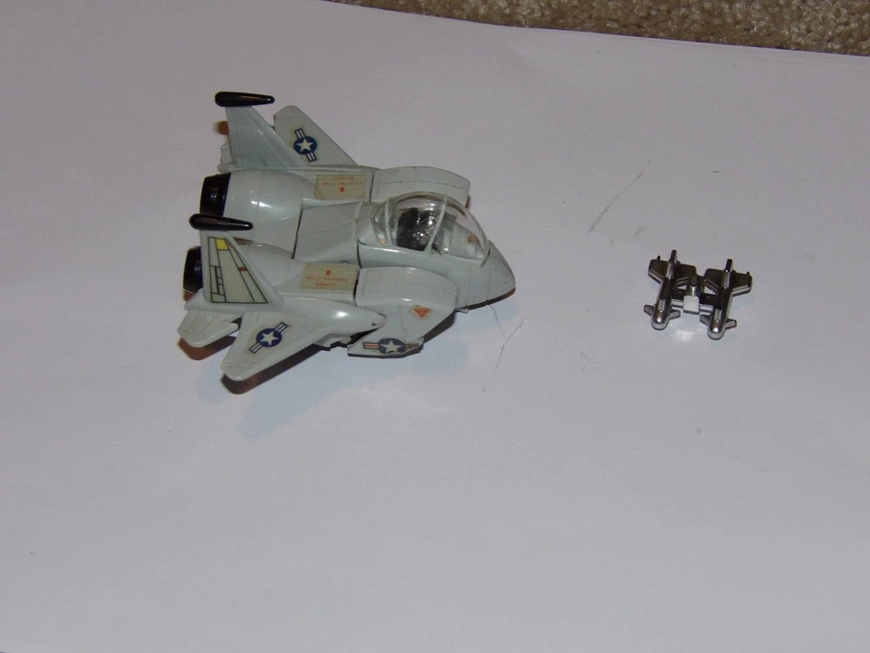 F-15 EAGLE SCRAMBLE EGG JET BANDAI JAPAN VINTAGE ORIGINAL TRANSFORMER - Image 4 of 4