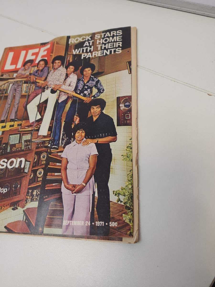 Vintage LIFE magazine September 24th, 1971 THE JACKSON 5, MICHAEL