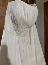 26w David’s Bridal Wedding Dress 9v9743 Ivory Chiffon Empire Waist