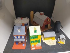 HO Scale Train Village Building Lot 5x Pieces Barn/Apartments