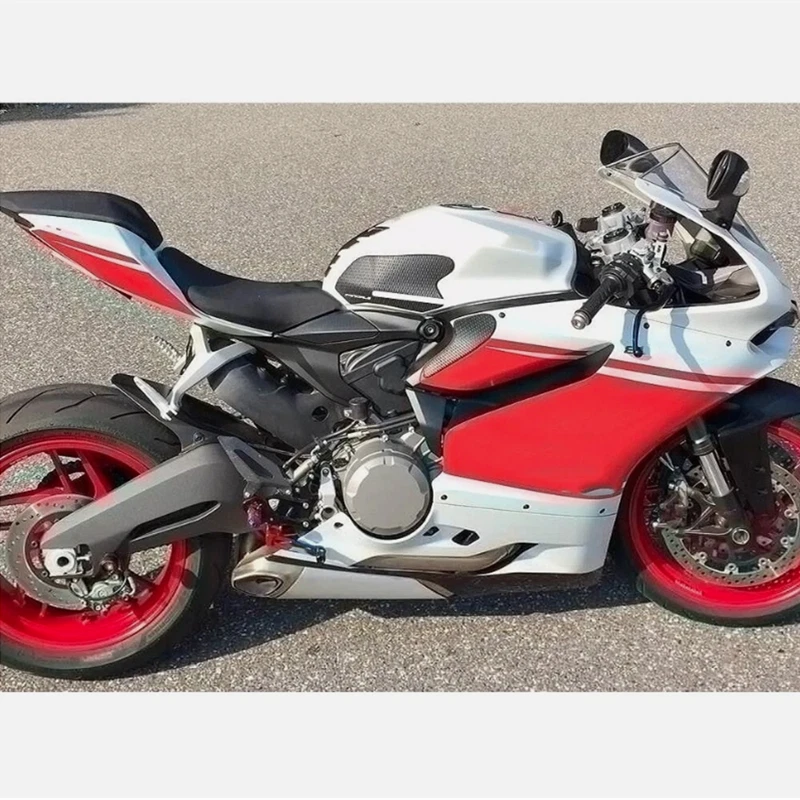 FOR Ducati PANIGALE 899 959 1199 1299 Tank Pads Fuel Tank Grip Pad Knee Traction - Image 2 of 4