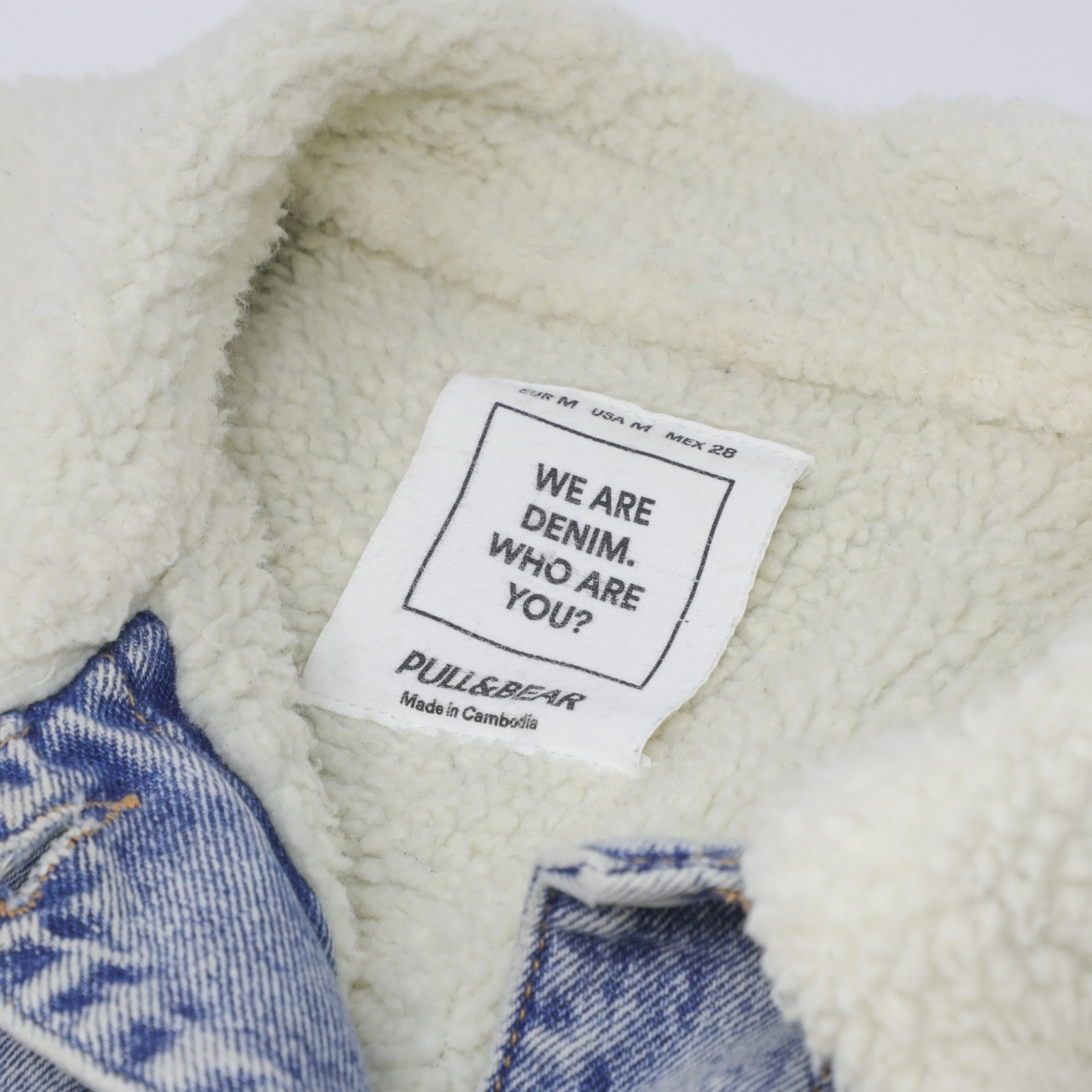 Vintage Pull & Bear Sherpa and Quilted Lined Mens Denim Jacket Acid Washed Large image 7