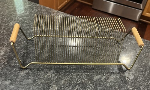 Vtg LP/45 RPM Record Holder Rack Gold Tone Wire 40 Slots 13” Nice Wood Handles