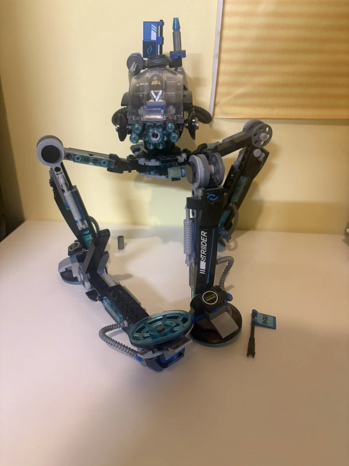 LEGO Ninjago 70611 Water Strider, photo 1 of 3