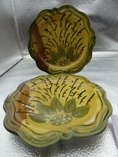 CENTRUM "CIENE" Scalloped Set of 2 Salad Plates Leaves Olive Gold