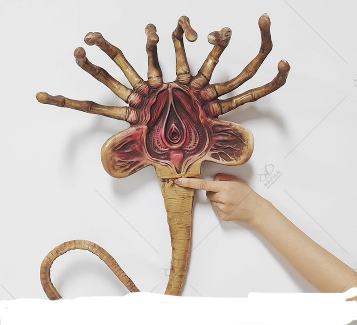 Alien Facehugger Poseable Replica Action Figure Ornament 1:1