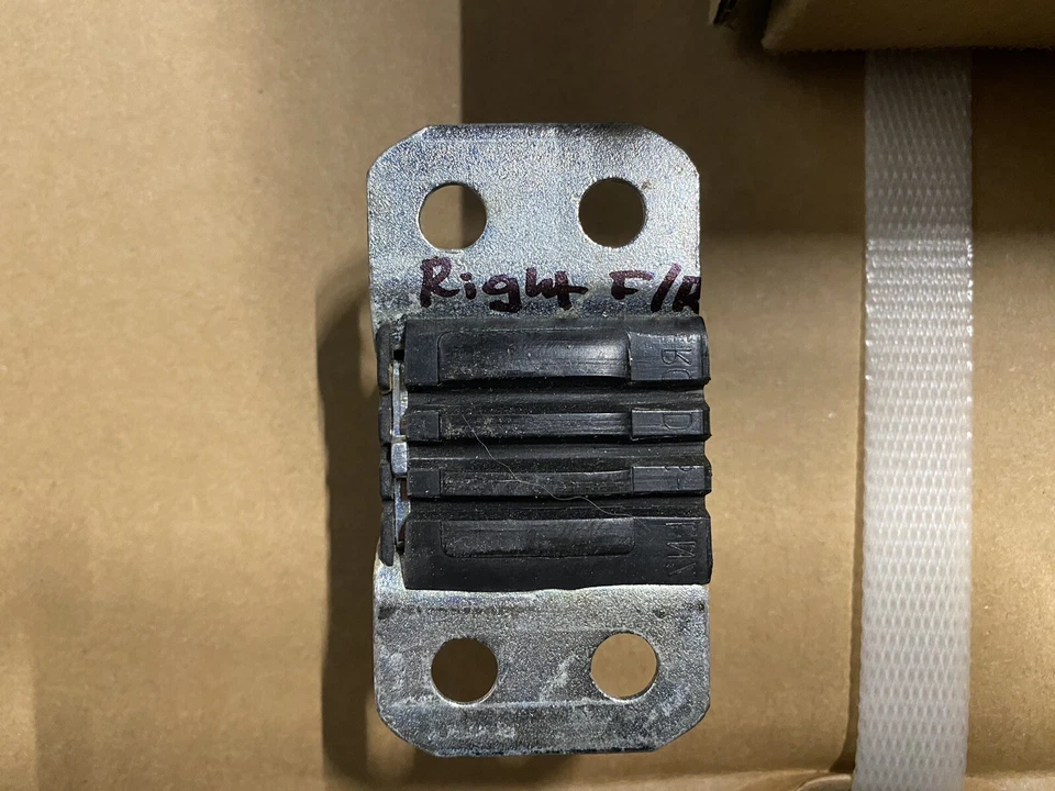 Golpeador de puerta Mercedes Benz W126 300SDL 560SEL 420SEL Foto 4 de 4