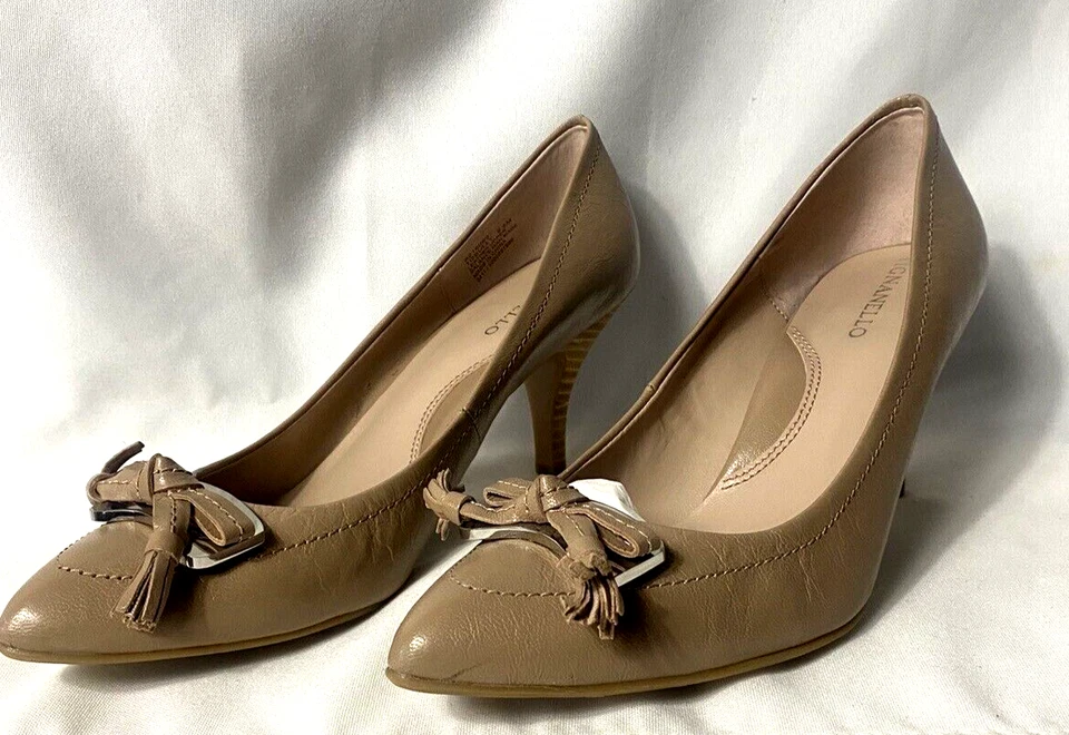 Tignanello Tauupe Leather Pumps with Tassel Bow - 3"  Heel -  Sz 9.5 M - NIB - Image 4 of 4