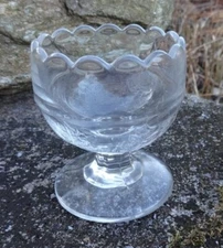 1870s PRESSED LEAF Glass Pedestal Open Salt Dip, Cellar, Dish w/Scalloped Rim!