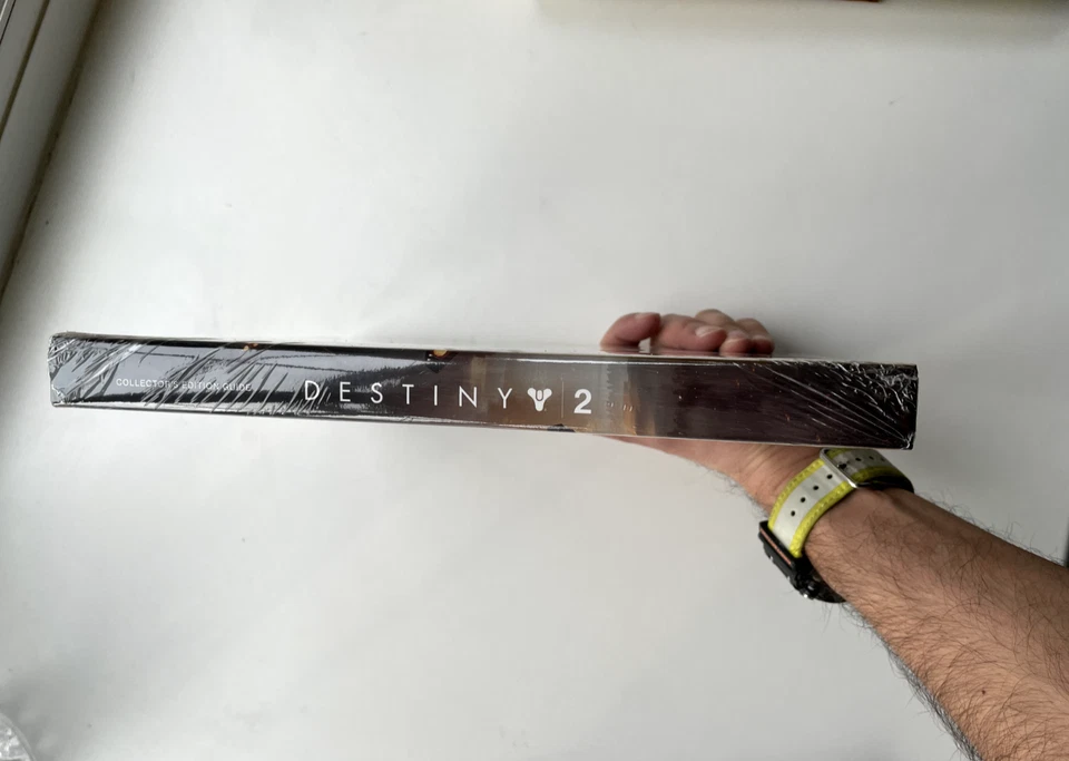 Desinty 2 - LIMITED EDITION COLLECTORS STRATEGY GUIDE - Prima Games (Sealed) - Image 2 of 3