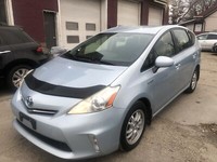 2013 Toyota Prius v camera /smart key COMMAND START NEW SAFETY