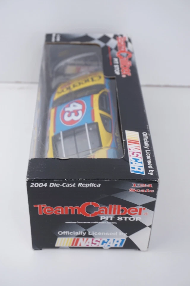 Коллекционный автомобиль Cheerios 2004 Jeff Green Team калибр 1:24 - Изображение 4 из 4