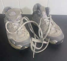 Girls Size 1 The North Face Gray Sneakers Shoes Light Purple Gray Worn Guc