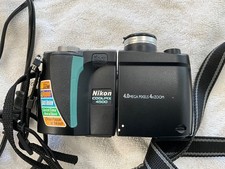 Nikon COOLPIX 4500 4.0MP Digital Camera - Black
