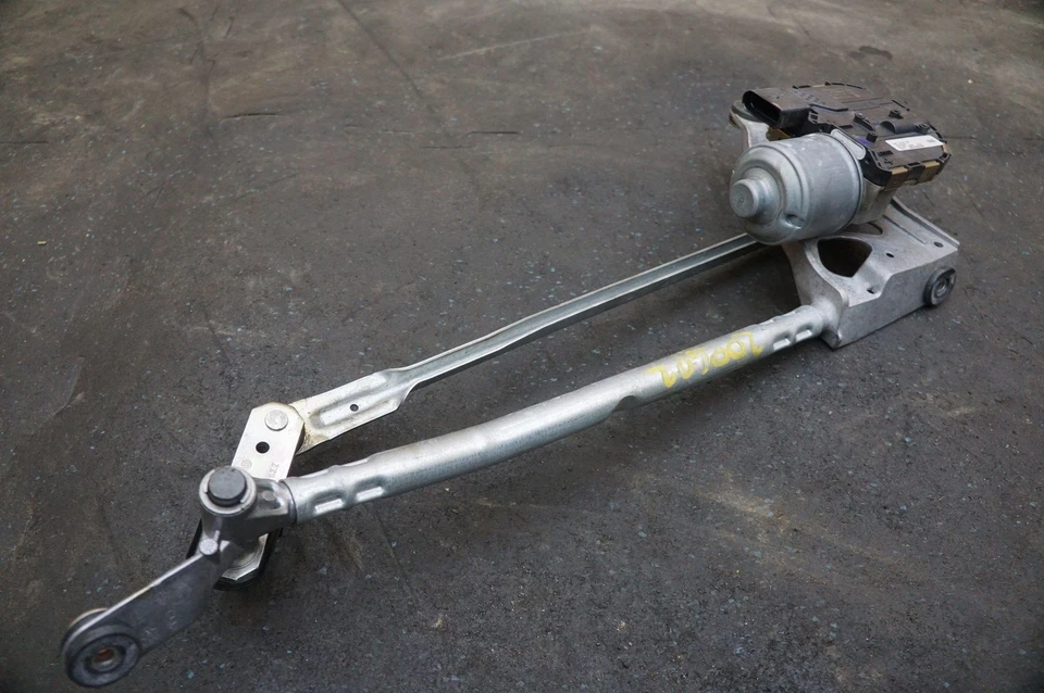 前挡风玻璃雨刷电机联动组件 4S1955024B 原始设备制造商奥迪 R8 Lms GT4 18 — 第 2/4 张图片