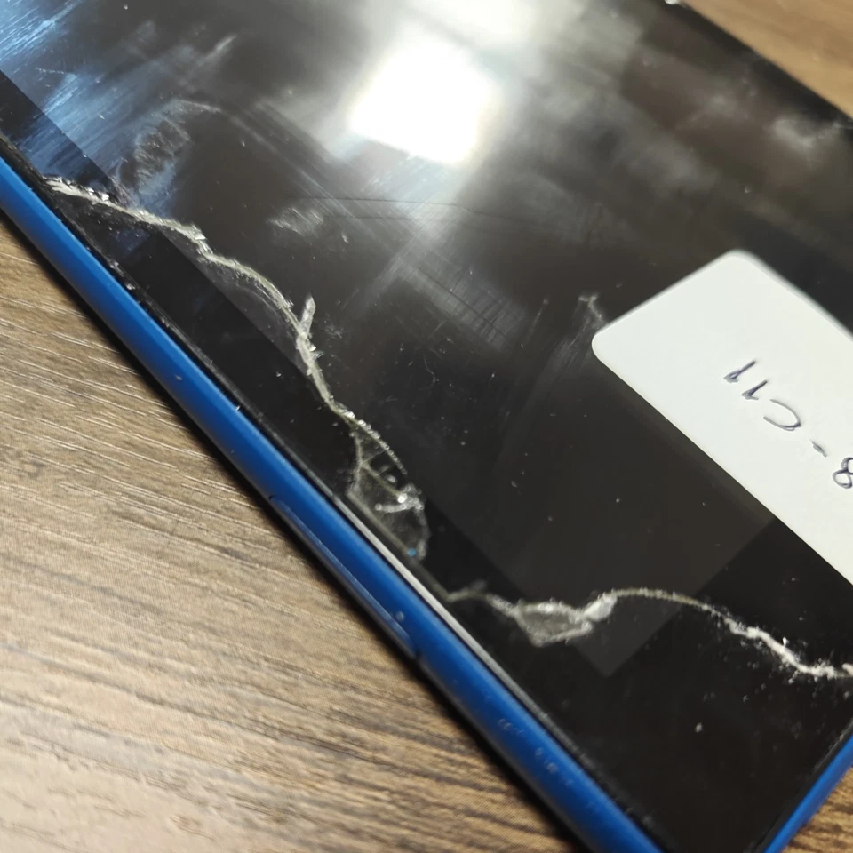 Amazon Fire HD 8 (2018) Marine Blue - RETURNED STOCK (W28-C11) - Image 3 of 4