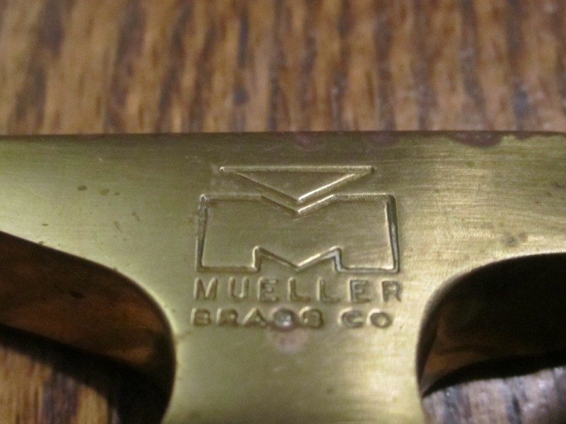 MUELLER BRASS CO. ANVIL PAPERWEIGHT, FROM PORT HURON, MICHIGAN