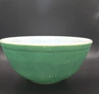 Vintage Pyrex Mixing Nesting Bowl #403 Primary Color Green 2 1/2 Quart USA