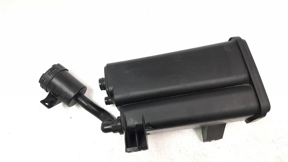 AD439E857BA ACTIVATED CARBON FILTER / WTB500240 / BP8DA / 1283888 FOR ASTON MARTIN RAPI - Image 2 of 3