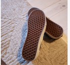  VANS Classic Slip-On Perf Leather Shoes Wmn Size 8 / Men Size 6.5 — photo 2