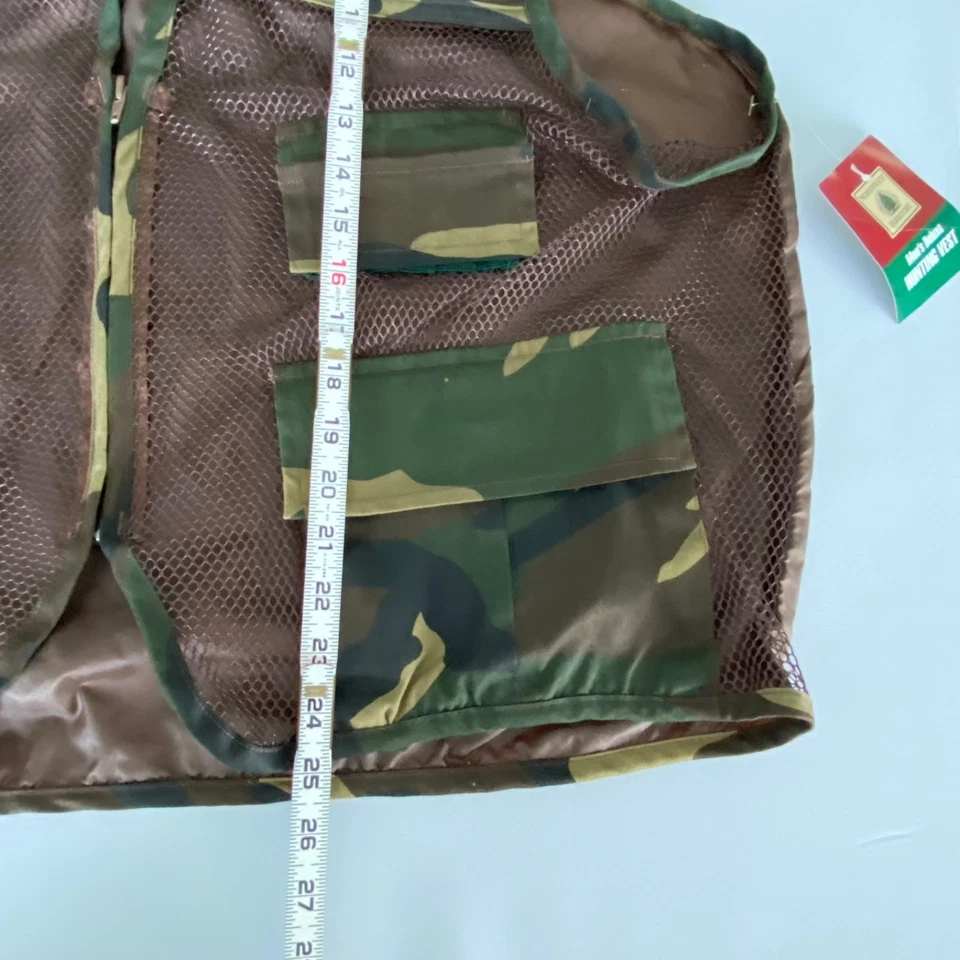 Northwest Territory Men's Camo Deluxe Hunting Vest Size XL - Image 4 of 4