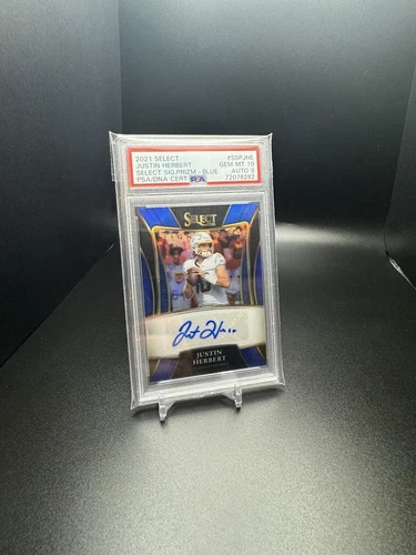 2021 PANINI SELECT JUSTIN HERBERT AUTO /50 BLUE PRIZM PSA 10/9 AUTO LA CHARGERS