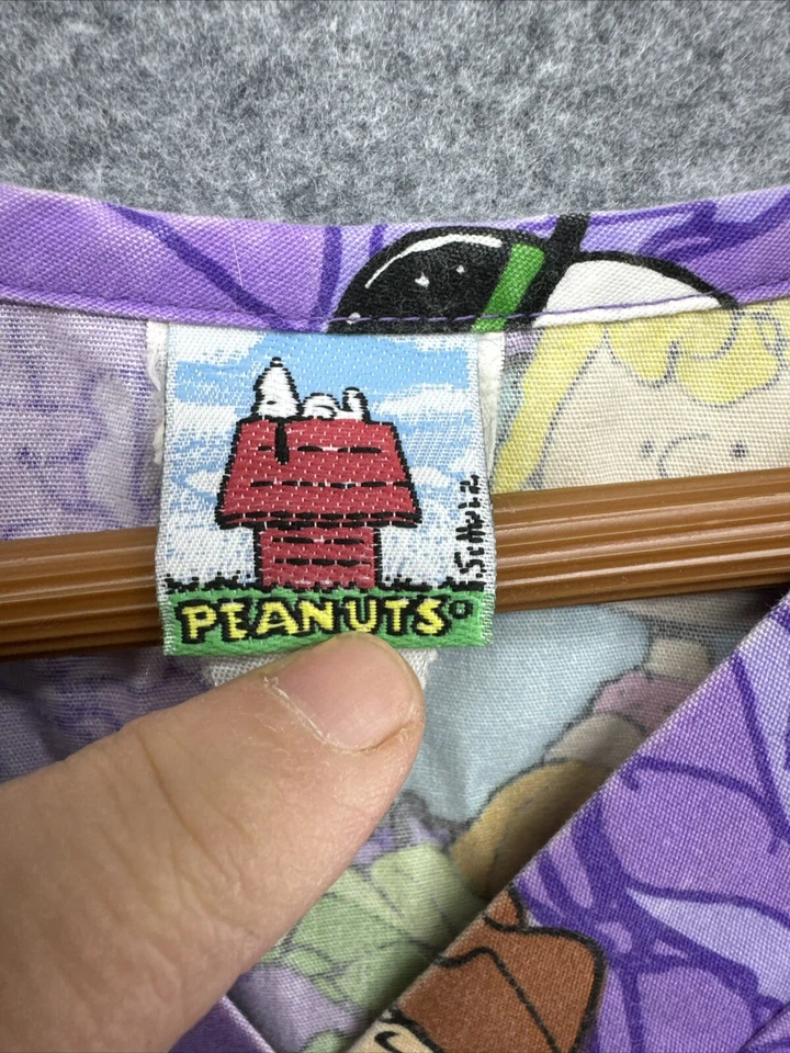 Blusa Médica Peanuts Worldwide Enfermera Snoopy Woodstock Halloween Púrpura Talla L Foto 2 de 4