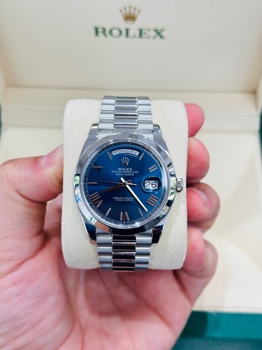 Rolex Day-Date President 40 228206 Platinum Blue Roman Dial Watch - Picture 7 of 14