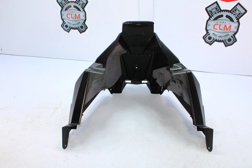 Polaris RMK Assault 800 2019 cubierta delantera inferior del vientre 2640173-070 Foto 3 de 4