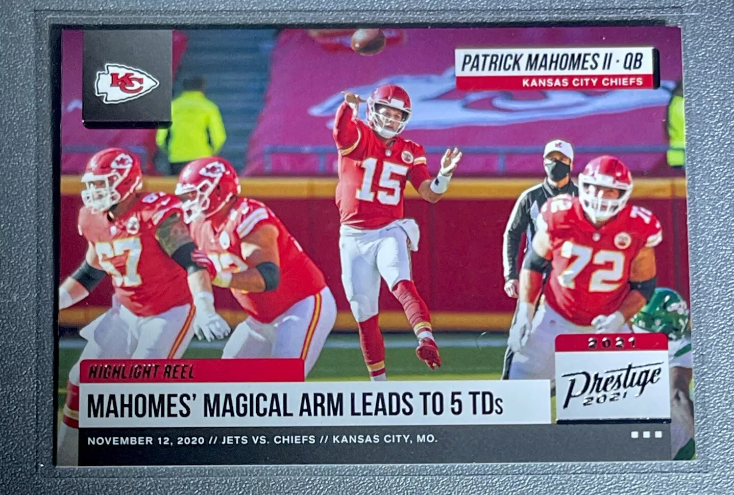 Patrick Mahomes trading card