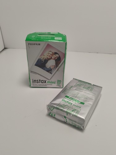 Fujifilm Instax Mini Sofortbildfilm 30er-Pack – weißer Rand, Ablaufdatum 03/2027