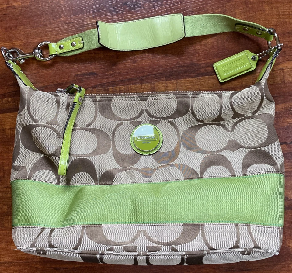 COACH BAG OLIVE GREEN A1194-F15197 - Image 2 of 4
