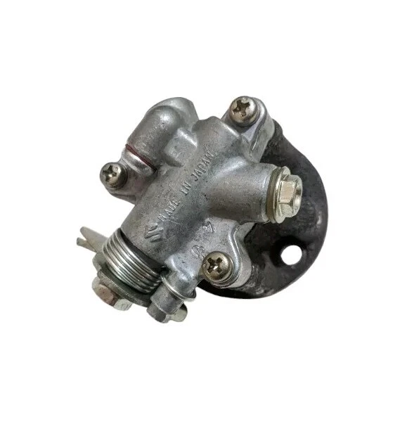 Conjunto de bomba de aceite genuino Suzuki GT GT185 GT-185 1973-1977 nos Japón 16100-36000 Foto 4 de 4