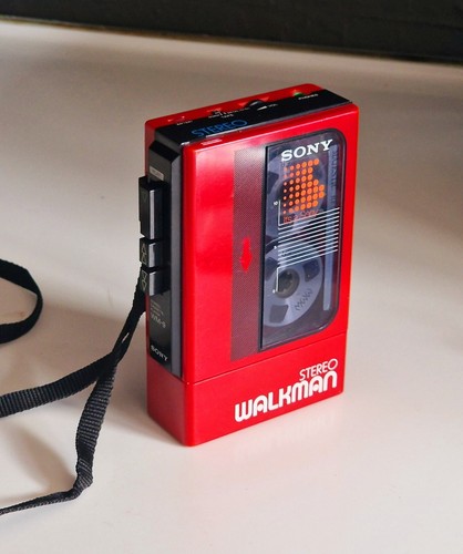 Walkman Sony WM-9 rosso lettore cassette perfettamente funzionante raro difficile da trovare da collezione - Foto 20 di 20