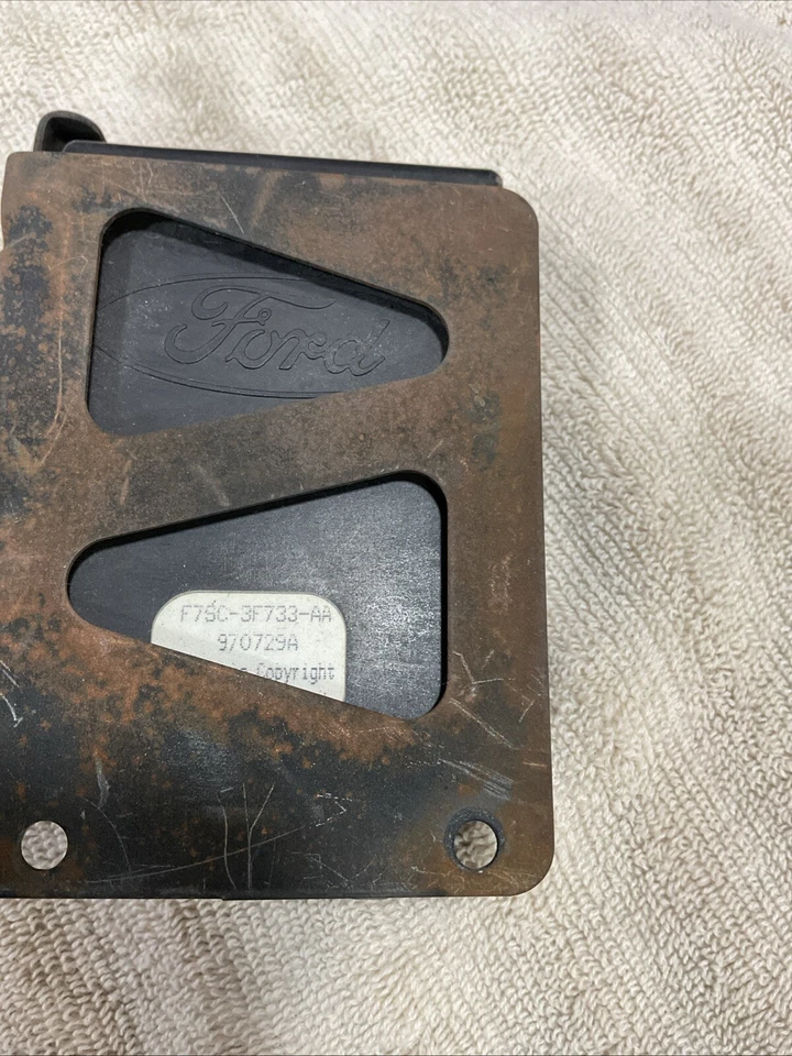 Módulo de dirección asistida Ford Thunderbird Cougar 1996 1997 OEM F7SC-3F733-AA Foto 3 de 4