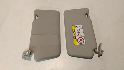 NISSAN MICRA 2016 5 DOOR HATCH - PAIR OF GREY SUN VISORS WITH 2 MIRRORS - Picture 4 of 7