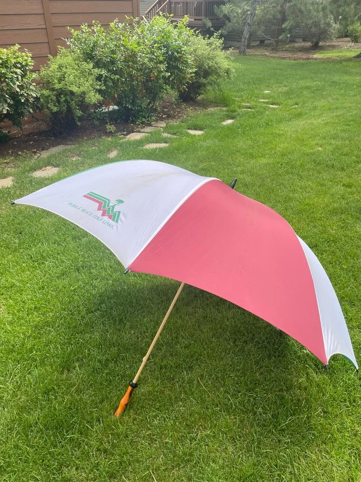 Paraguas de golf vintage de 56" con eslabones de golf Pebble Beach Foto 2 de 4