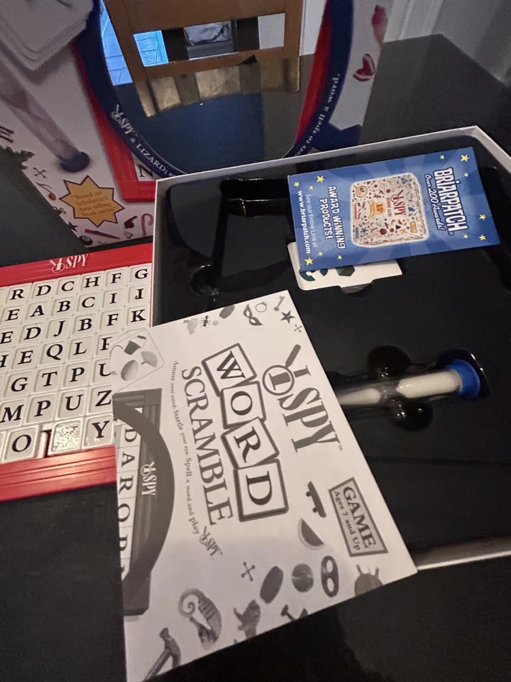 I Spy Word Scramble Board Game Complete 2005 Briarpatch Ages 7+ Family Game - Image 4 of 4