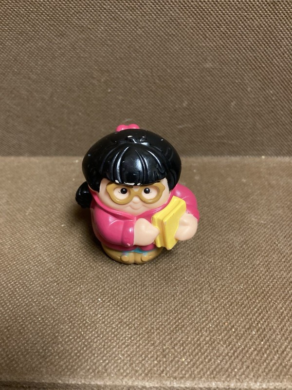 Little Tikes "Book Loving Betty" Glasses Girl