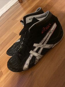dan gable ultimate wrestling shoes