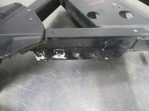 EB871 2017 17 ARCTIC CAT M8000 800 MOUNTAIN CAT FRONT LOWER EB871 2017 17 ARCTIC CAT M8000 800 MOUNTAIN CAT FRONT LOWER