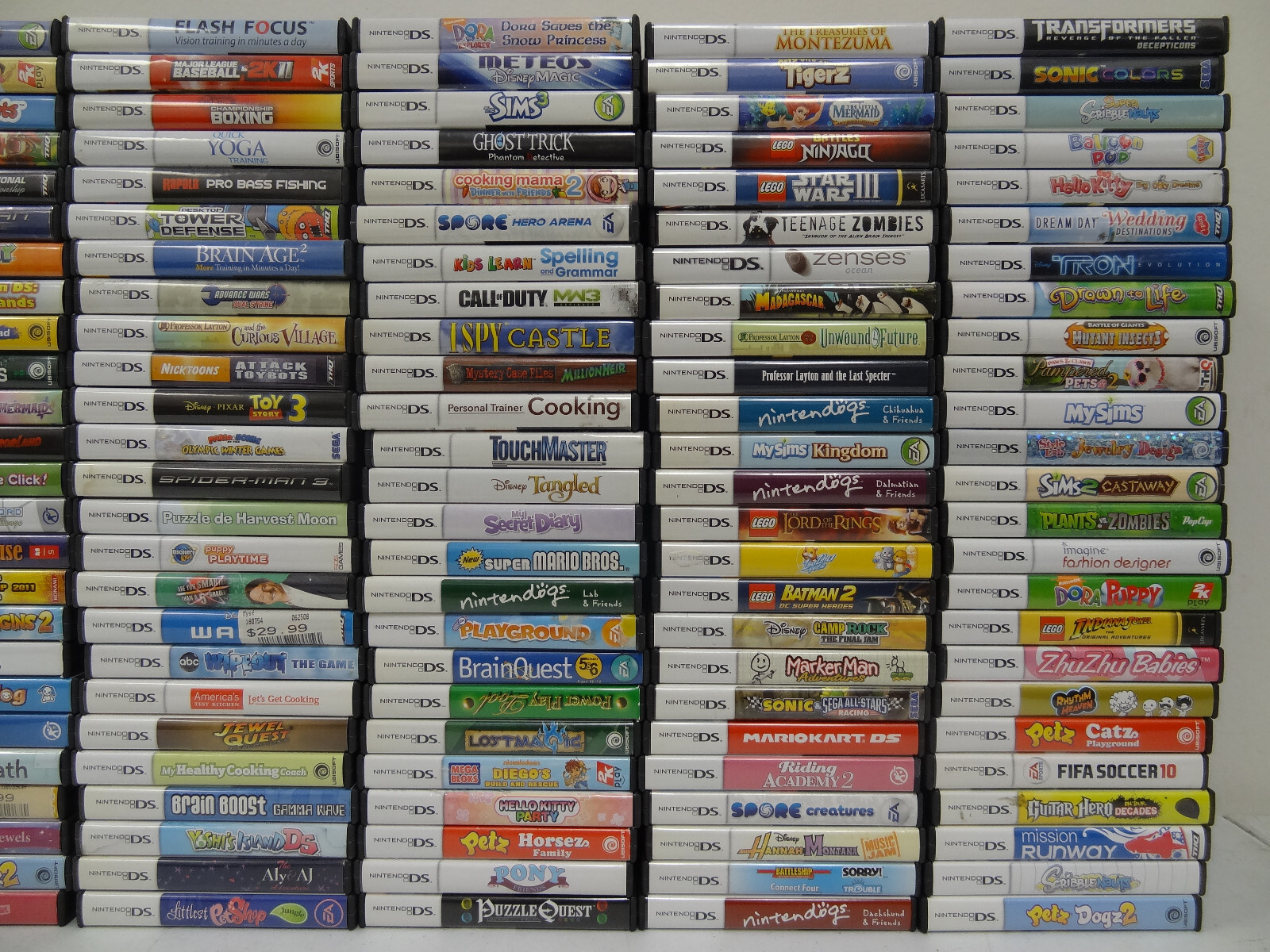 Mixed Lot Of 200 Nintendo DS Game Cases With Manual And Artwork No
