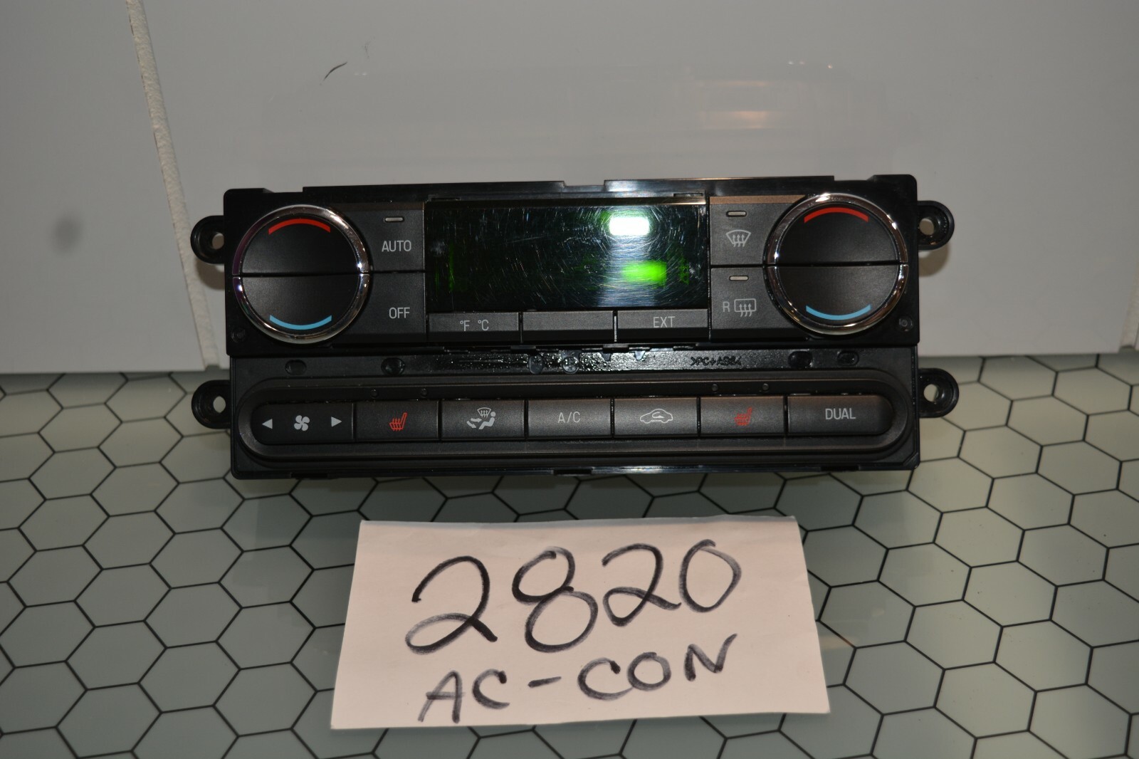 2008 2009 Ford Taurus AC and Heater Control Used Stock #2820-AC 