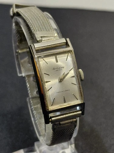 Seiko Sports Lady 21-3020 Ladies Mechanical Winding Vintage Watch