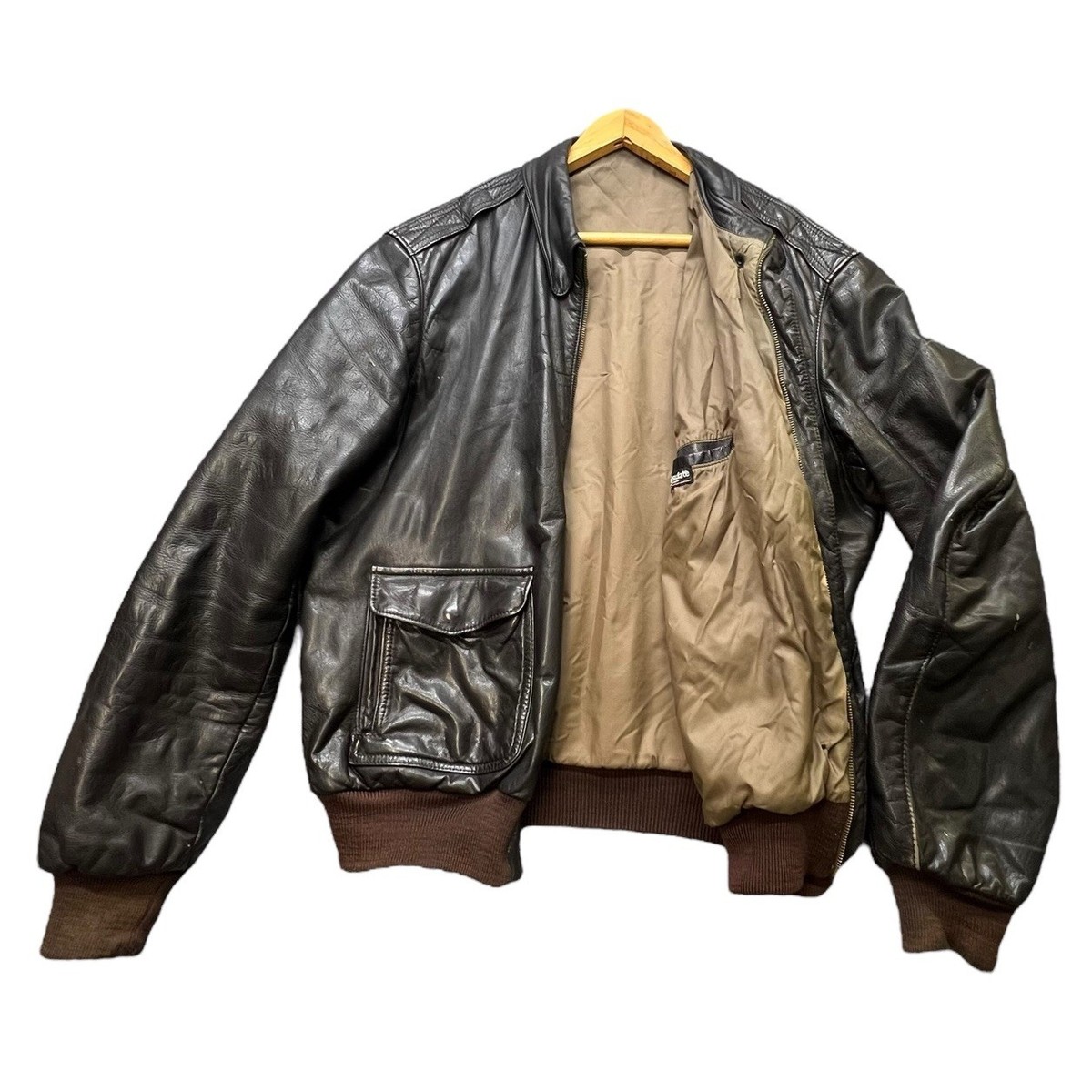 ジャケット・アウター 80s L.L Bean A-2 real leather bomber jkt Vintage 80s LL Bean A-2 Flying Tiger Goatskin Leather Bomber